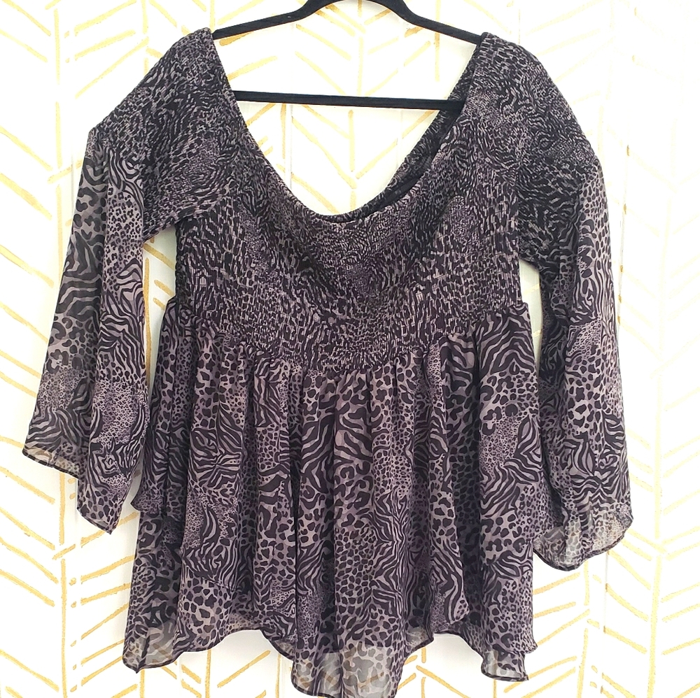 Torrid Off the Sholder Peasent Top